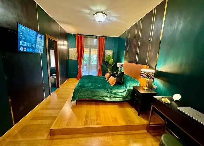 Guest Art Deco Luxury Sempione Apartment *